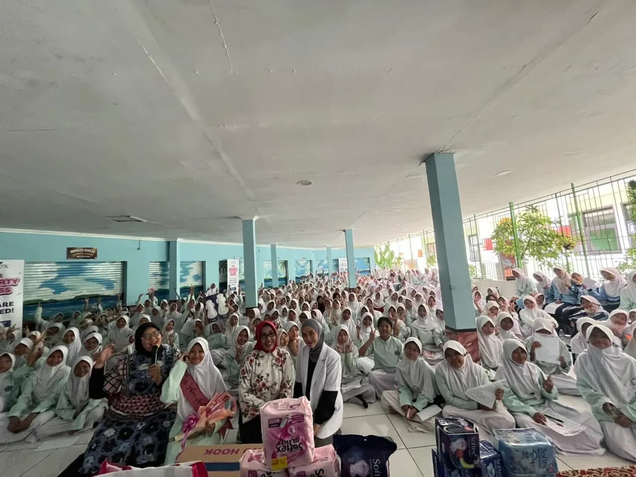 Edukasi Kesehatan Kewanitaan Bersama Softex di Sekolah