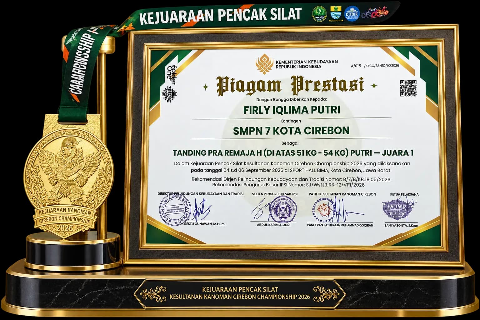 Siswi SMPN 7 Kota Cirebon Raih Juara 1 