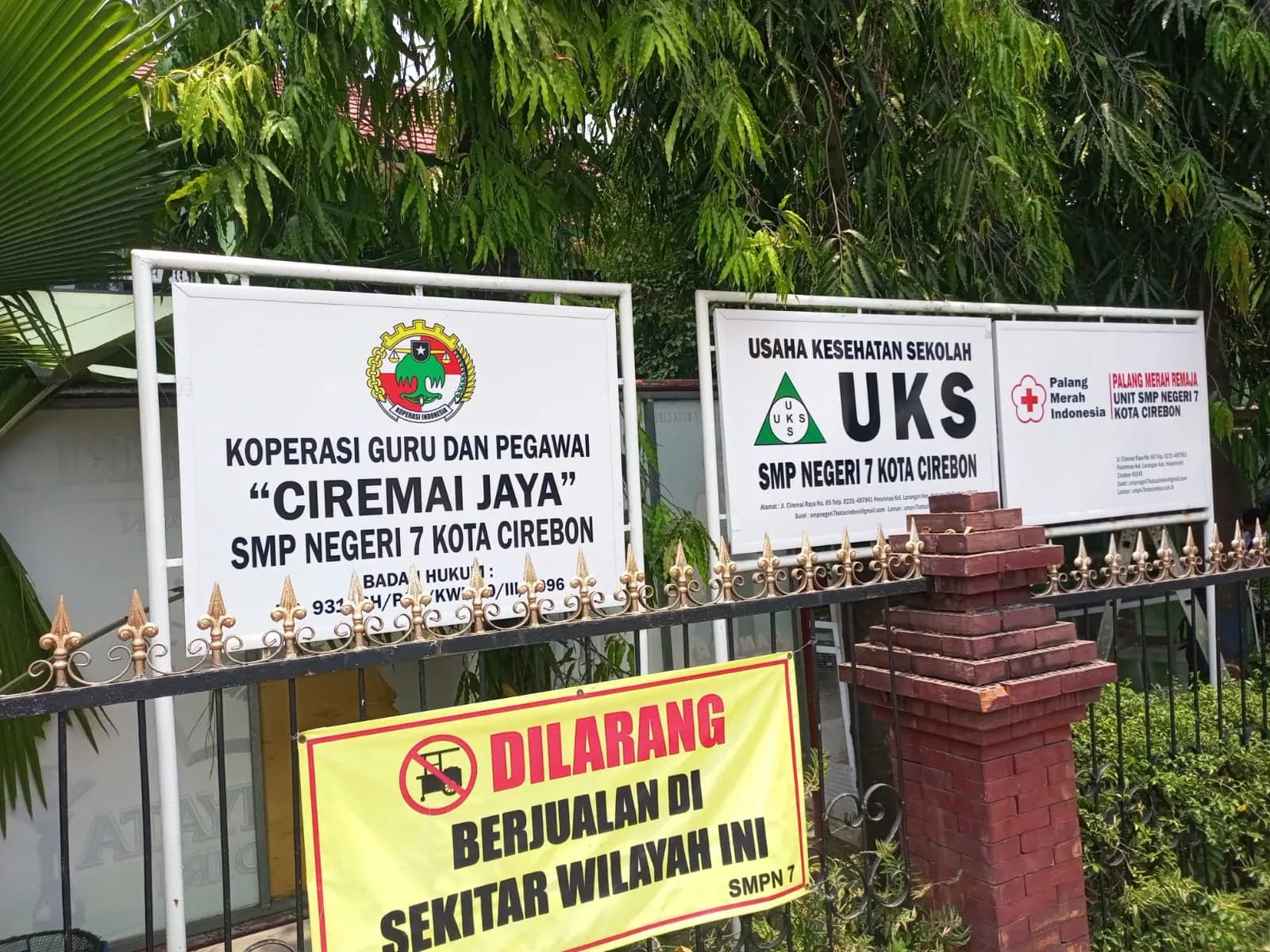 PLANK SEKOLAH
